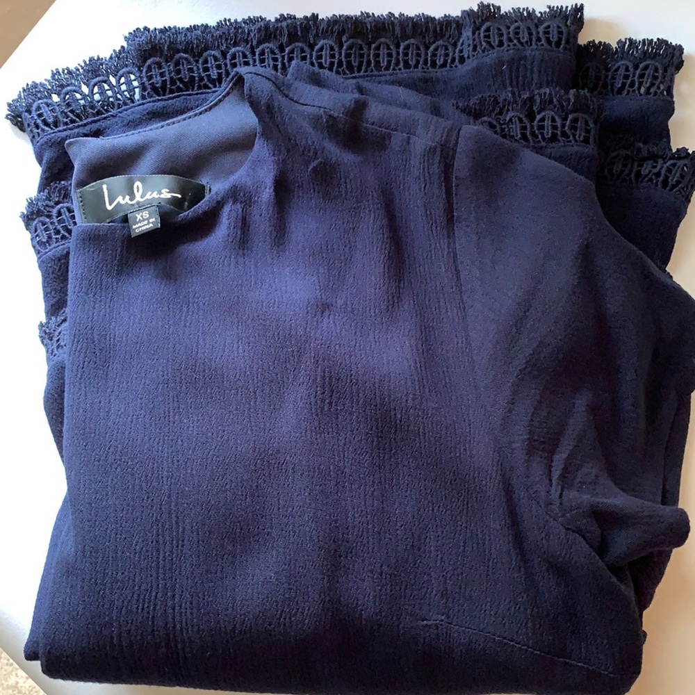 Lulu’s navy shift dress. XS worn once